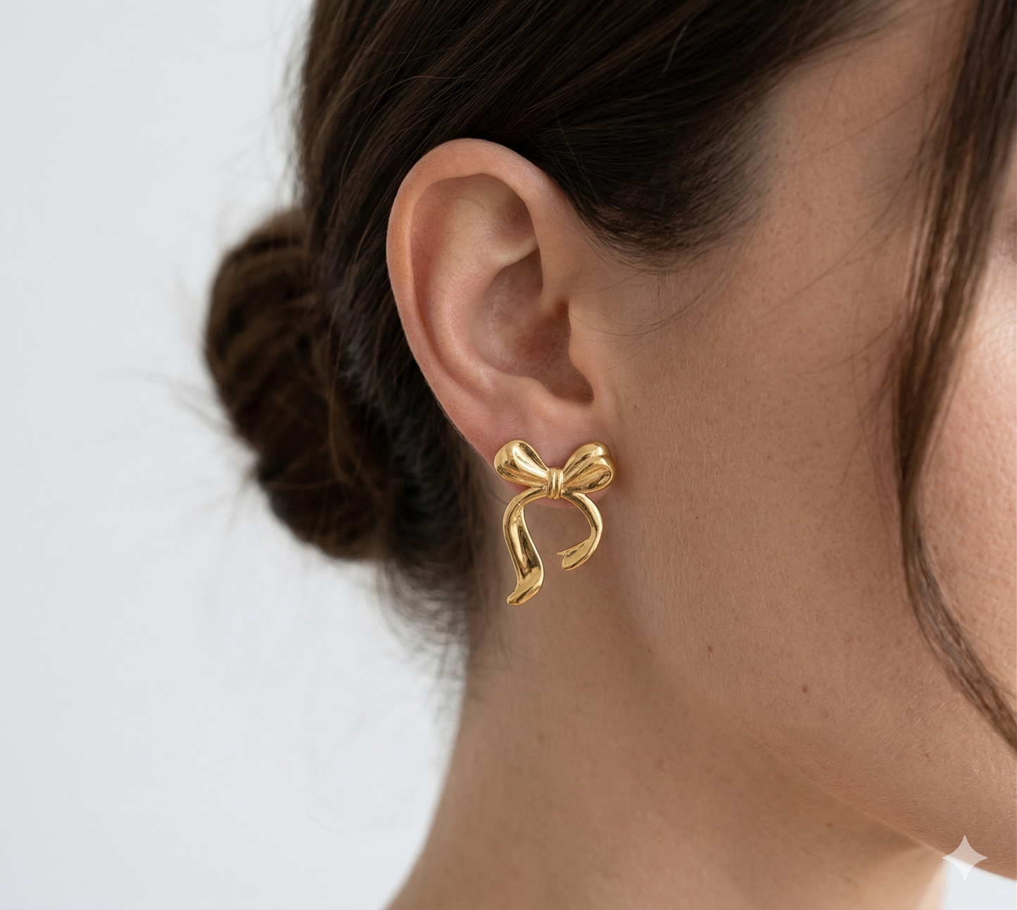 Chunky Gold Hoop Earrings | Stainless Steel, Tarnish-Free Everyday Statement Jewelry.